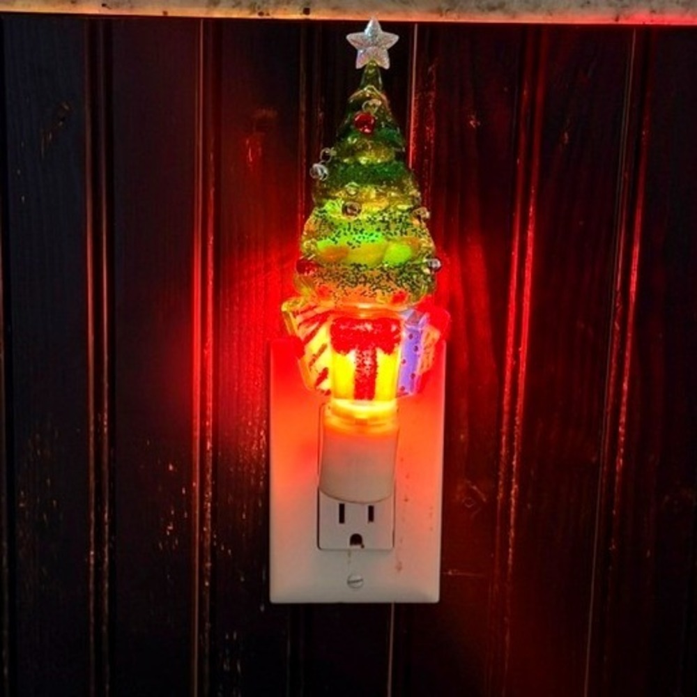 Seasons of Cannon Falls Christmas Tree Night Light Glitter Plug-In Nightlight